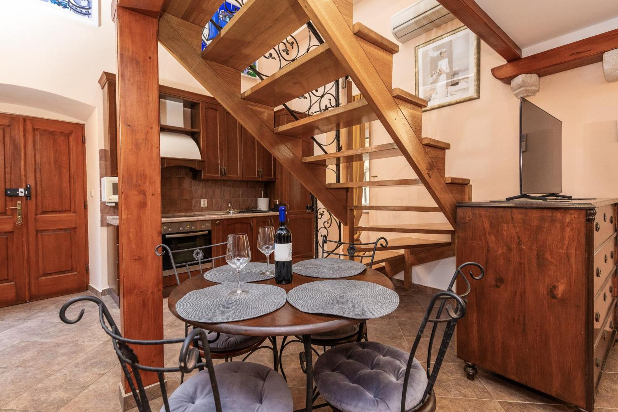 Apartment Amoret *